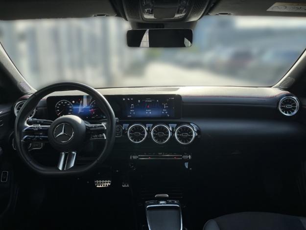 MERCEDES-BENZ CLA Shooting Brake CLA 200 Shooting Brake (14/18)
