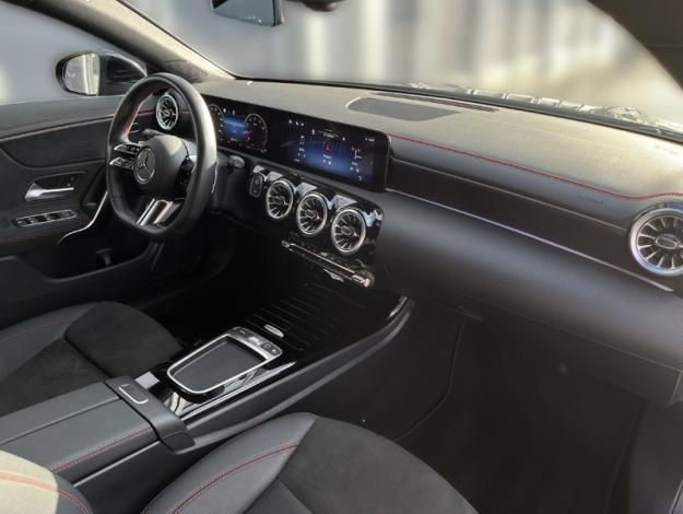 MERCEDES-BENZ CLA Shooting Brake CLA 200 Shooting Brake (15/18)