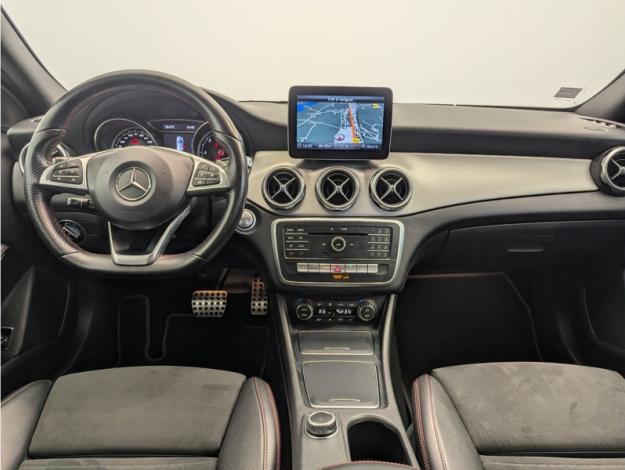 MERCEDES-BENZ GLA 220 d Fascination  