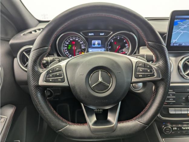MERCEDES-BENZ GLA 220 d Fascination  