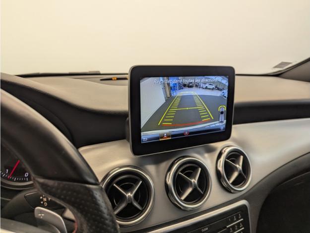 MERCEDES-BENZ GLA 220 d Fascination  