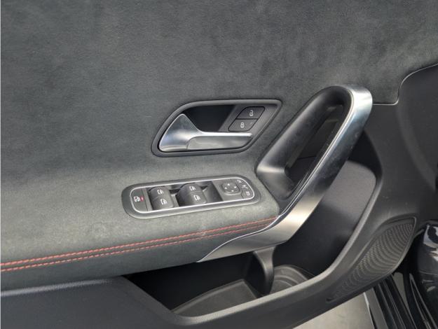 MERCEDES-BENZ Classe A 180 d AMG Line  Classe A/177 Classe A 180 d AMG Line