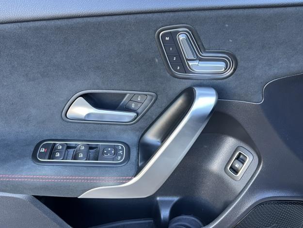 MERCEDES-BENZ Classe A 250 e Hybrid EQ AMG Line  