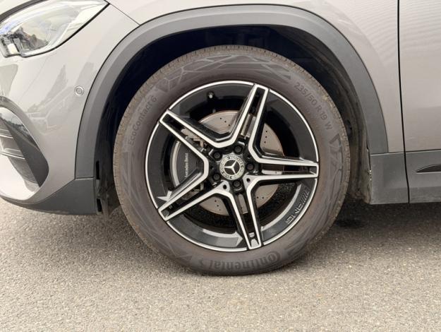 MERCEDES-BENZ GLA 220 d 4MATIC AMG Line  