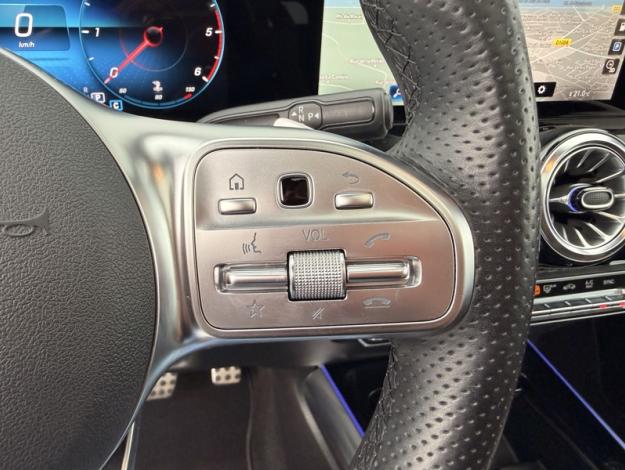 MERCEDES-BENZ GLA 220 d 4MATIC AMG Line  