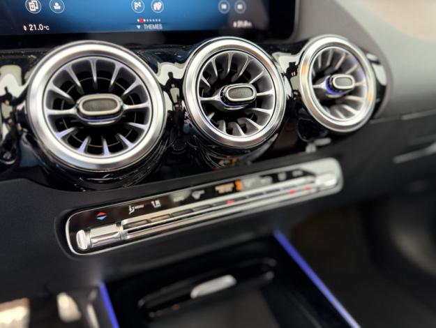 MERCEDES-BENZ GLA 220 d 4MATIC AMG Line  