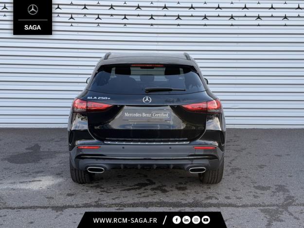 MERCEDES-BENZ GLA 250 e AMG Line  