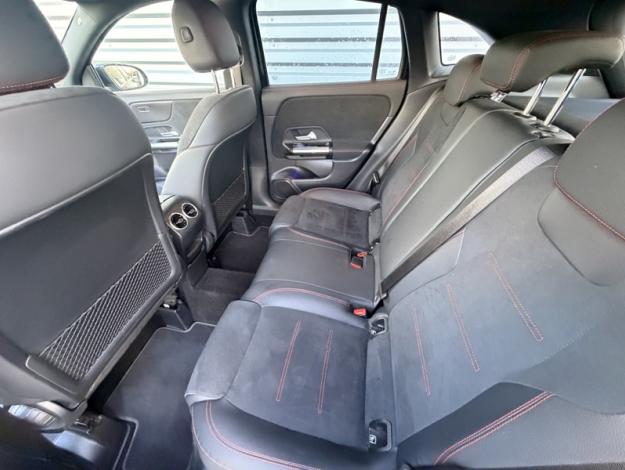 MERCEDES-BENZ GLA 250 e AMG Line  