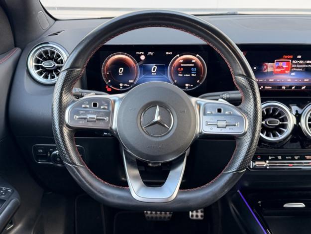 MERCEDES-BENZ GLA 250 e AMG Line  