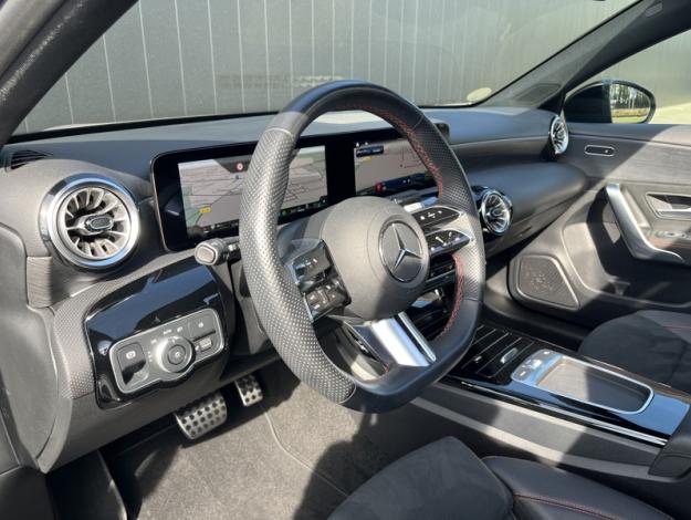 MERCEDES-BENZ Classe A 180 d AMG Line  