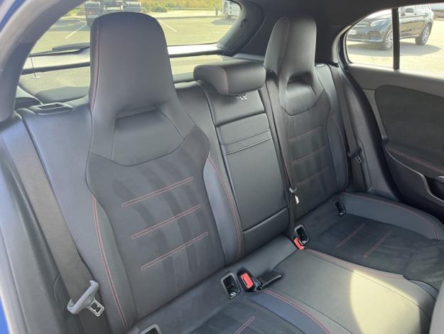 MERCEDES-BENZ Classe A 180 d AMG Line  