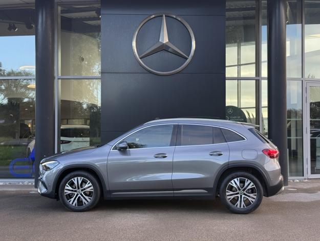 MERCEDES-BENZ GLA 180 d Progressive Line  GLA 180 d Progressive Line
