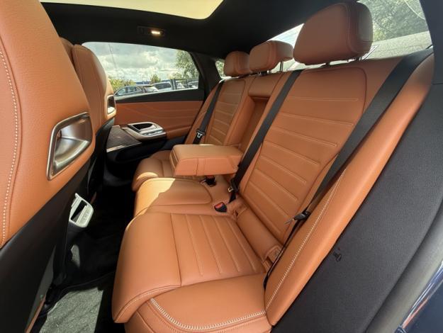 MERCEDES-BENZ Classe C Berline Classe C 400 4M électrique AMG Line  Classe C 400 4M électrique EQ AMG Line