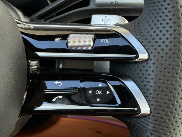 MERCEDES-BENZ Classe C Berline Classe C 400 4M électrique AMG Line  Classe C 400 4M électrique EQ AMG Line