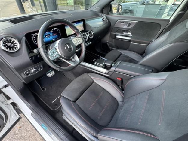 MERCEDES-BENZ EQA 250+ AMG Line  