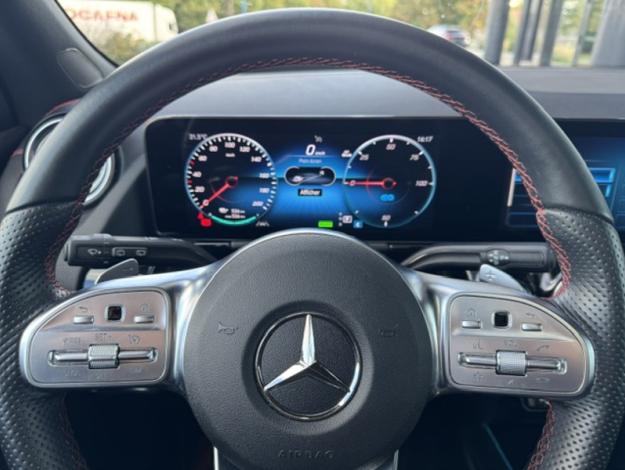 MERCEDES-BENZ EQA 250+ AMG Line  
