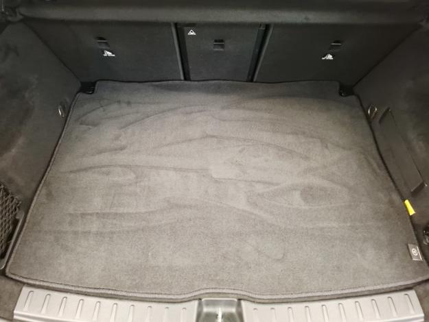 MERCEDES-BENZ GLA 200 d AMG Line  