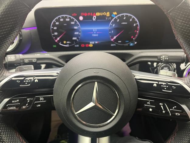 MERCEDES-BENZ Classe A 200 AMG Line  