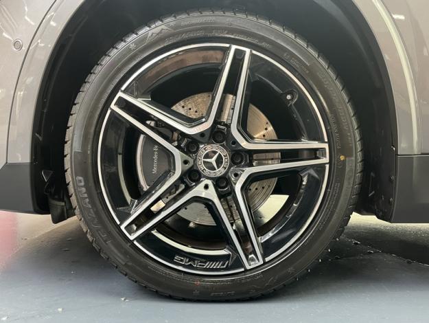 MERCEDES-BENZ GLA 200 d AMG Line  
