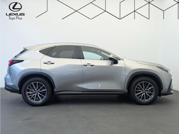 LEXUS NX 350H 4WD Luxe  Pack Design