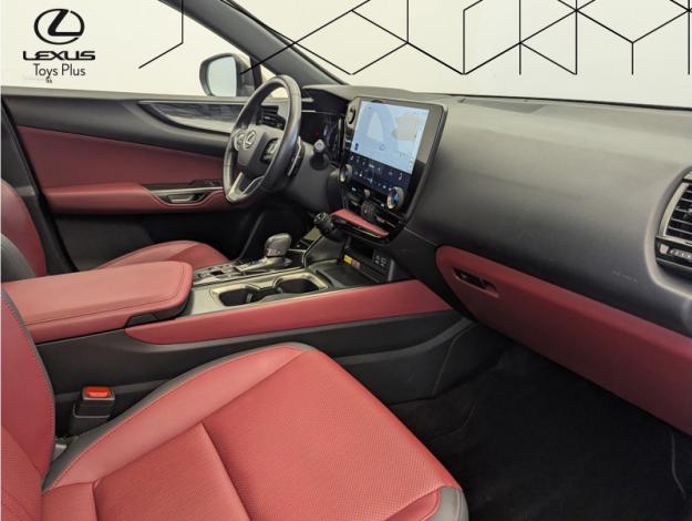 LEXUS NX 350H 4WD Luxe  Pack Design