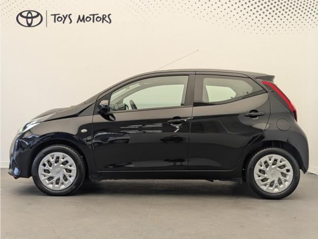 TOYOTA Aygo 1.0 VVT-i x-play  