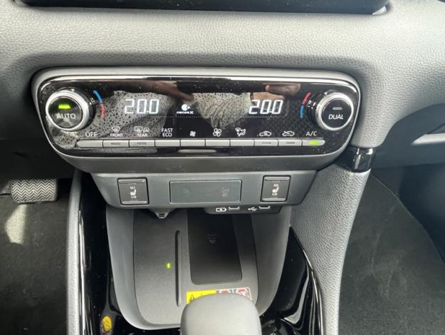 TOYOTA Yaris 1.5 HYBRID 130H COLLECTION AUTO  130H COLLECTION MY26