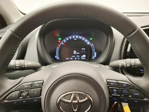 TOYOTA Aygo X 1.0  S-CVT  72 DYNAMIC   
