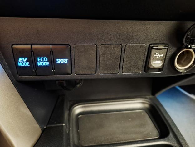 TOYOTA RAV4 2WD Dynamic Edition  