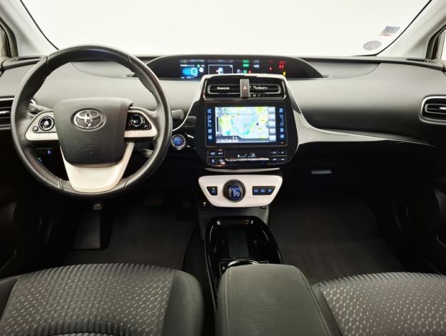 TOYOTA Prius 1.8 VVT-I HYBRID PHV SOLAR  