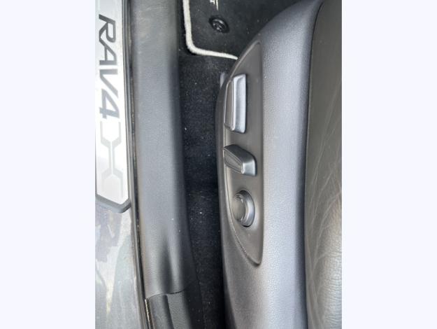 TOYOTA RAV4 218h COLLECTION  