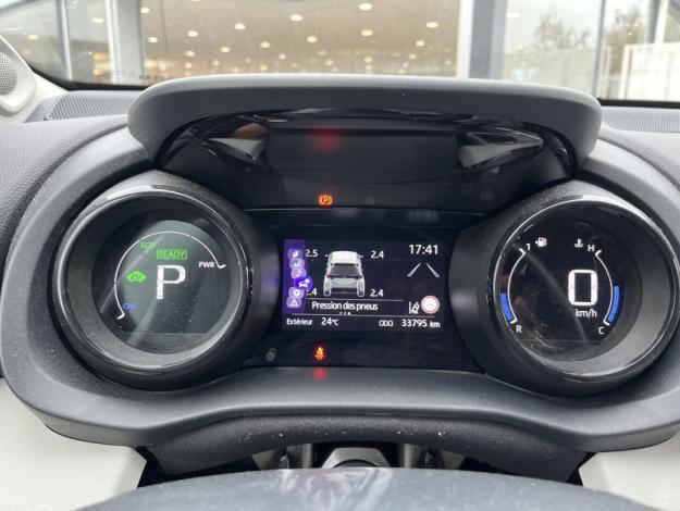 TOYOTA Yaris 116H ICONIC Techno  