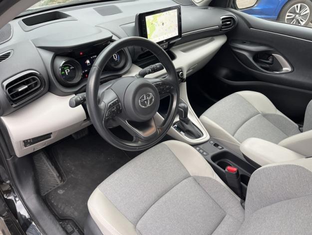 TOYOTA Yaris 116H ICONIC Techno  
