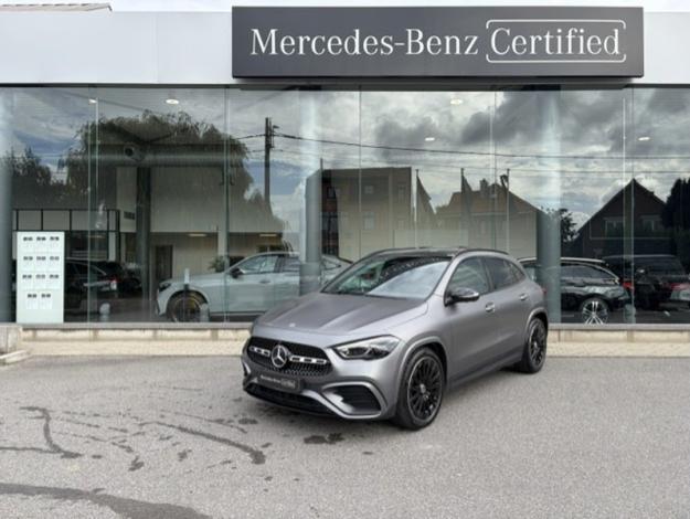 MERCEDES-BENZ GLA 180 d AMG PAck Night Pano Attelage  