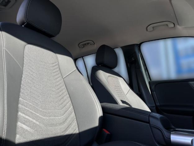 MERCEDES-BENZ GLB 200 d 4MATIC (16/18)