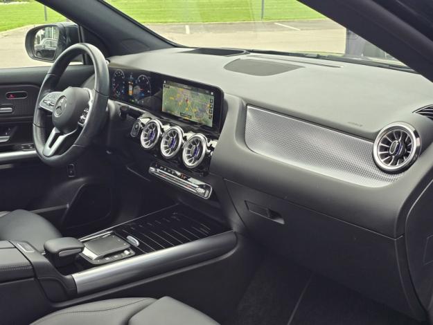 MERCEDES-BENZ EQA 250+ Business Line  EQA 250+ Business Line