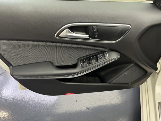 MERCEDES-BENZ Classe A A 180 Business Edition  