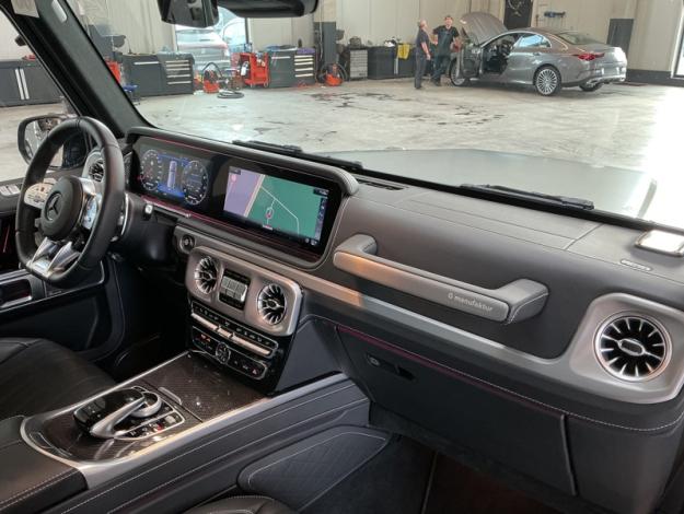 MERCEDES-BENZ G 63 AMG V8 Magno Toit Ouvrant Attelage  