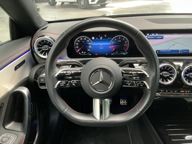MERCEDES-BENZ CLA 180 Coupé AMG Pack Night Pano  