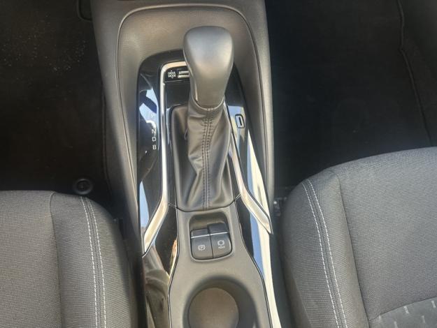 TOYOTA Corolla 140h Dynamic   