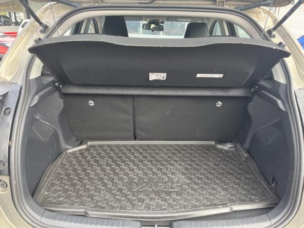 TOYOTA Yaris 116h Dynamic  