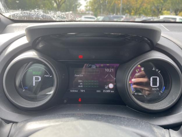 TOYOTA Yaris Cross 116h Design Cargo   