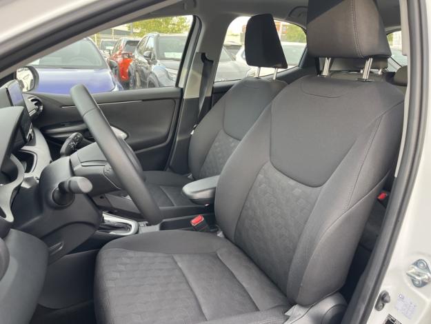 TOYOTA Yaris 116H DYNAMIC  