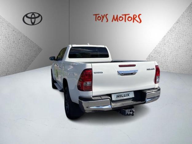 TOYOTA Hilux Xtra Cab 4WD 2,4L D-4D BVA Légende 2 pl  