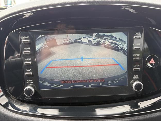 TOYOTA Aygo X 1.0 VVT-I 72 DESIGN   