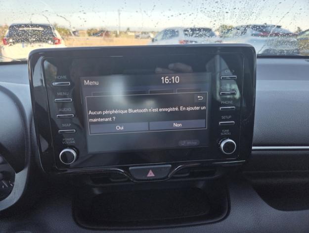 TOYOTA Yaris 116H DYNAMIC  