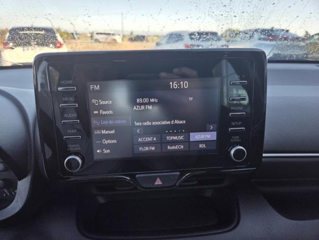 TOYOTA Yaris 116H DYNAMIC  