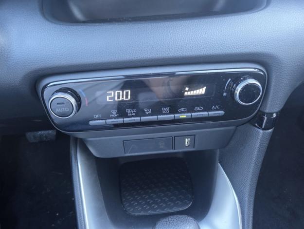 TOYOTA Yaris 116H DYNAMIC  