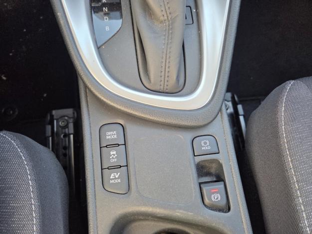 TOYOTA Yaris 116H DYNAMIC  