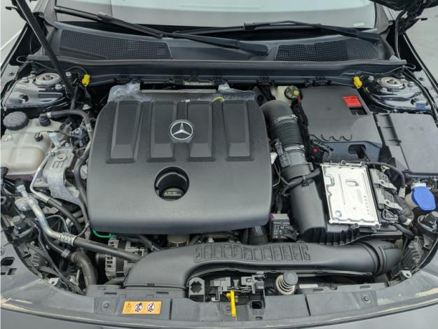 MERCEDES-BENZ CLA Shooting Brake CLA 180 d Shooting Brake AMG Line  